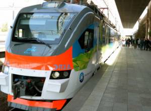 Drivers learn to drive new electric trains