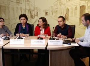 Իրավական շփոթ՝ «ընտանեկան բռնություն» և «բռնություն ընտանիքում». ում կօգնի օրենքը