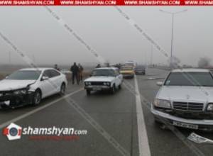 53 vehicles collide at once, shamshyan.com