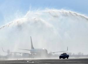 Ninety-seven passengers arrive in Armenia by Ashgabat-Yerevan-Frankfurt first regular flight