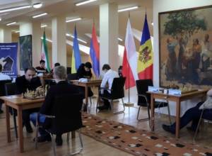 Անդրանիկ Մարգարյանի հուշամրցաշարում առայժմ երկիշխանություն է