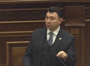 Приглашаем актеров в зал: Шармазанов - депутатам