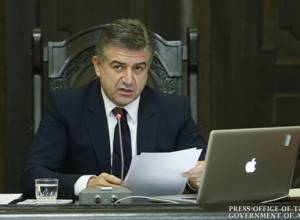Prime Minister Karen Karapetyan to attend Davos World Economic Forum