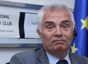 Pyotor Svitalski: I am the last person here who should feel responsible to answer the question