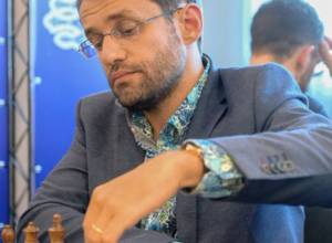 Levon Aronyan plays draw at Masters Chess Tournament