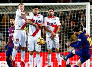 Lionel Messi sets new record