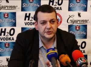 Azerbaijan tries to pressure Armenia-Russia relations - Expert