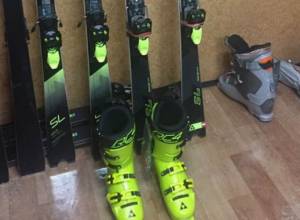 Ashot Karapetyan gets his skis