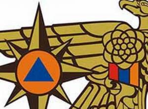 С горы села Горис упал человек