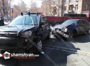 Երևանում վթարի են ենթարկվել Կարեն Կարապետյանի անվտանգության աշխատակիցները. shamshyan.com