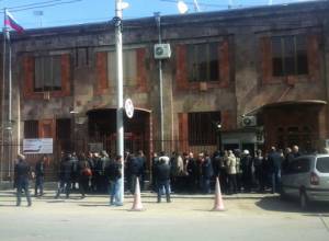 «Ճիշտ է, մենք հայ ենք, բայց մեր երկիրը Ռուսաստանն է». Գյումրիում ՌԴ նախագահ են ընտրում. ՀԺ