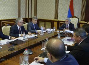Serzh Sargsyan holds consultation to discuss preparations for major State events to be held in 2018