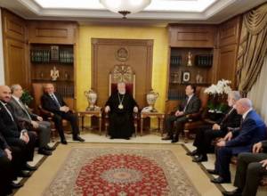 Artsakh’s President meets Catholicos Aram I of Great House of Cilicia in Lebanon