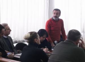 Argument between judges