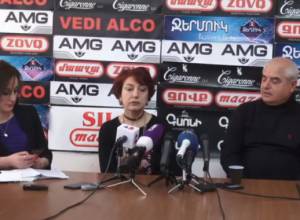 «Размещение российских ВС говорит о несамоуверенности наших властей»