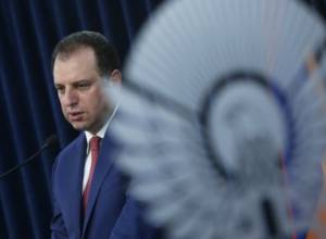 Armenian Defense Minister to make speech in Moscow