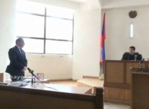 Армянский сторонник “Исламского государства” заявил, что удаляется из зала заседания