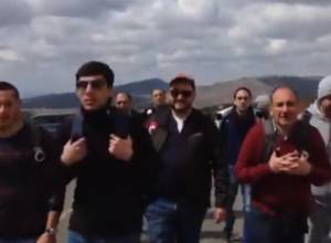 Мой шаг: прощание с Сержем, обезглавленная птица