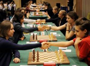 Էլինա Դանիելյանը շարունակում է առաջատարների հետապնդումը