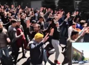 Не перекрывайте нам путь: Пашинян - полицейским