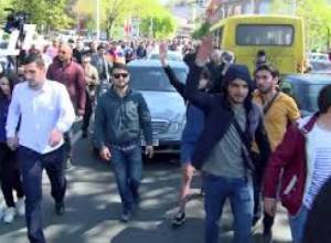 О политических событиях в Армении говорят американские эксперты армянского происхождения