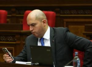 Marukyan to Ashotayn: Are you something to love?