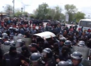 Задержаны 49 человек, местонахождение Пашиняна неизвестно