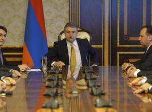 President receives Government's resignation