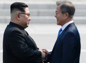 Лидеры двух Корей договорились покончить с войной