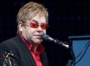 Elton John to visit Armenia