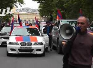 «Էնքան ենք անելու էս ակցիաները, մինչև վերջին մարդը հրաժարվի իր պաշտոնից»