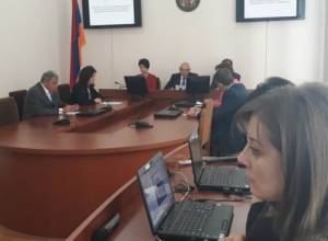 ЦИК не обсудил вопрос о лишении Алена Симоняна мандата члена совета старейшин