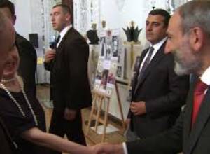 Թբիլիսիում բացվել է Հայաստանի Առաջին Հանրապետության 100 ամյակին նվիրված հուշատախտակ