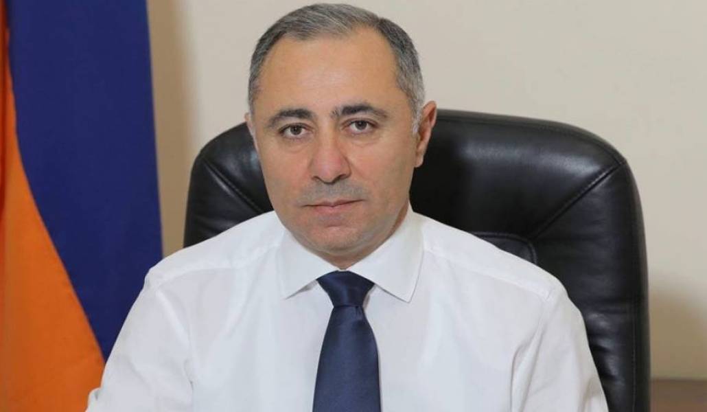 33990780_2047816612127672_1365999883j042947072_n