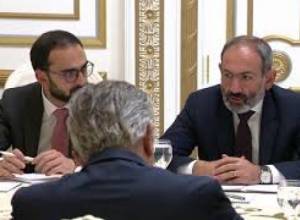 Նիկոլ Փաշինյանն ընդունել է ՎԶԵԲ պատվիրակությանը