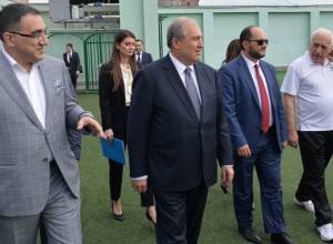 Президент ознакомился с деятельностью и программами Российско-армянского университета