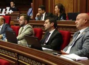 «Խոշոր եղջերավոր անասուններն իրավունք են ստացել արտահանվելու առանց վարչապետի եղբոր դաբրոյի»