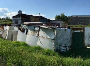 Gyumri. 7 people in dilapidated house