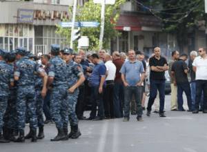 Արմավիրում քաղաքապետի հրաժարականն են պահանջում. Առավոտ