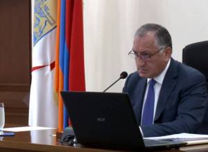 LIVE. Session of Yerevan Council of Elders