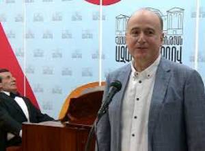 Առնո Բաբաջանյանը «տեղափոխվեց» ԱԺ