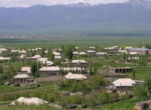 Ջրի պահանջով գյուղացիները փակում են Վարդենիս-Մարտակերտ մայրուղին