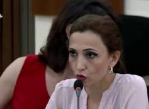 Մեր թեկնածուն Զարուհի Փոստանջյանն է, որը կրքոտ սիրում է Երևանը