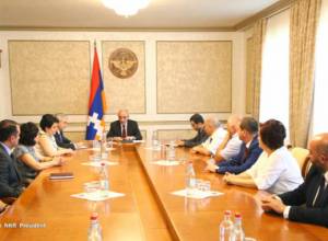 President of Artsakh receives Ashot Ghoulyan