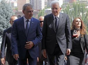 Ара Баблоян принял президента Италии