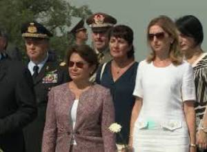 Իտալիայի նախագահը եղեւնի տնկեց