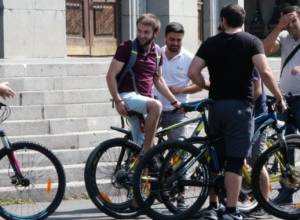 Students' Offer: Bicycles instead of cars