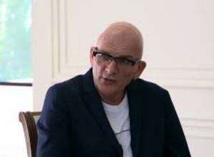 Արմեն Սարգսյանը հյուրընկալել է հայտնի շվեդ տնտեսագետ Կյել Նորդստրյոմին