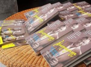 В Ереване представили книгу «Игрок» о Керке Керкоряне