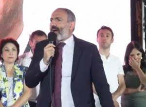 Роберт Кочарян и Серж Саргсян, вы решили бросить вызов армянскому народу, ну погодите!